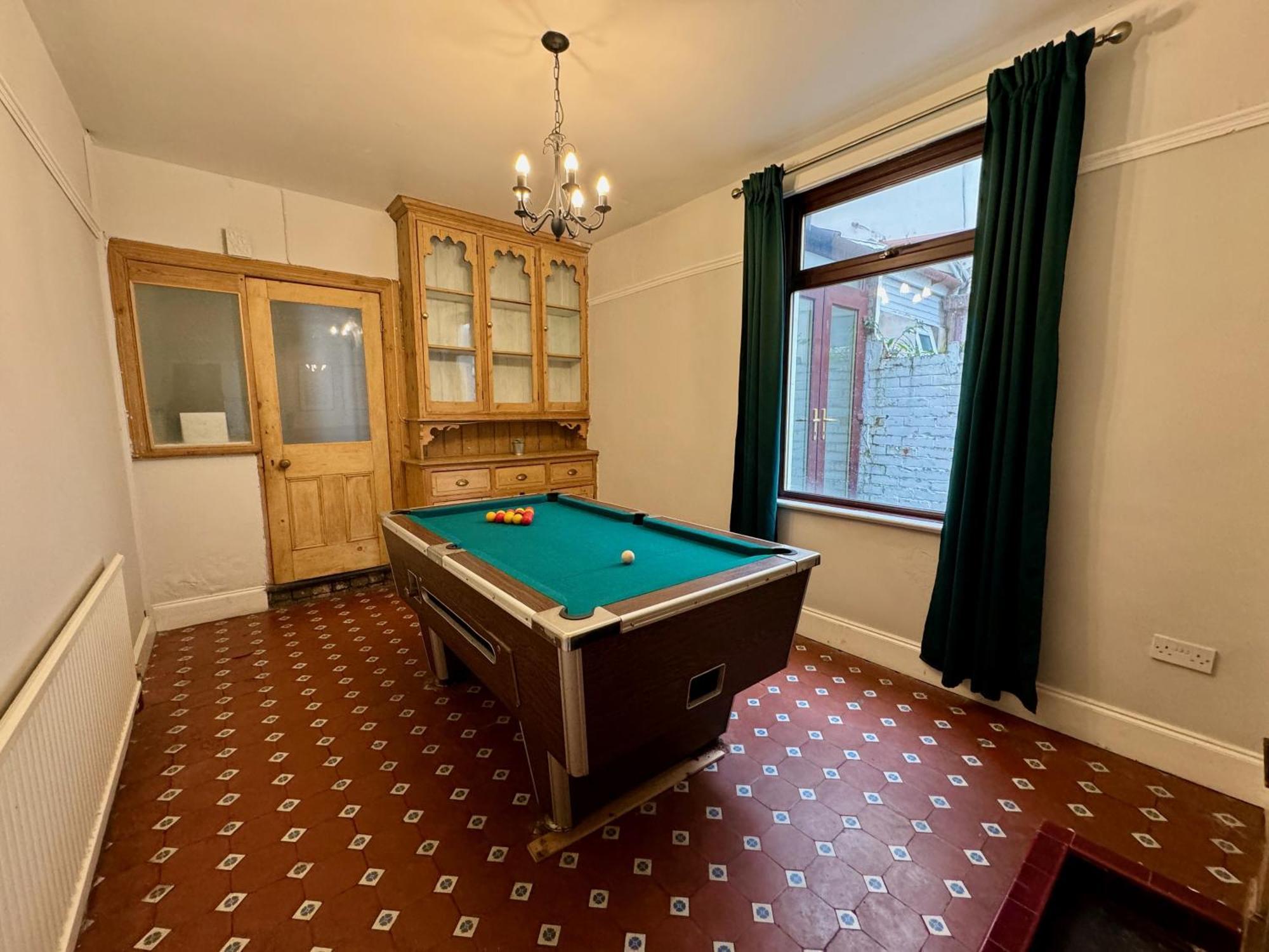 Large Citycentre Townhouse & Hot Tub, Pool Table And Offroad Parking Cardiff Exterior foto